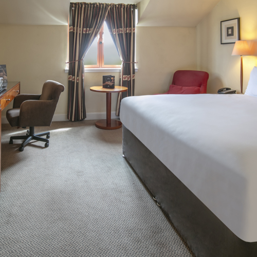 <p>GUEST KING ROOM</p>