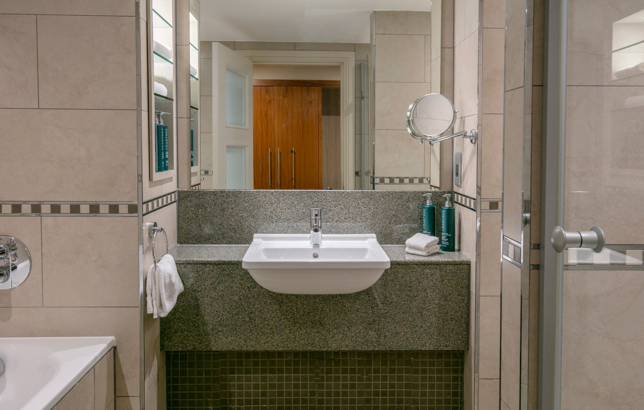 Classic Family Rooms in Glasgow | Glasgow Westerwood