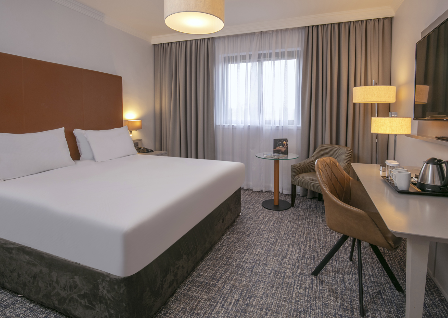 SUPERIOR ROOM