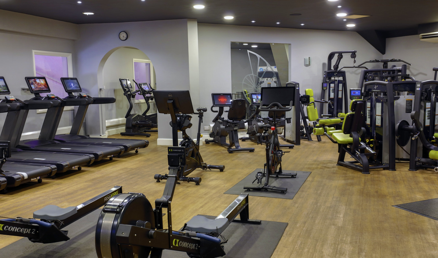 HEALTH CLUB 