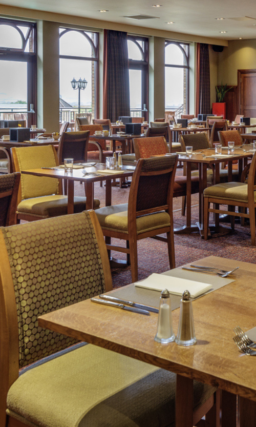 Dining in Cumbernauld DoubleTree Glasgow Westerwood