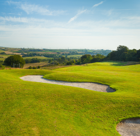 <strong>OUR GOLF COURSE</strong>